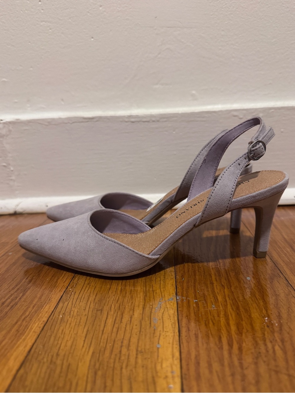 Slingback heels. - Picture 2 of 2